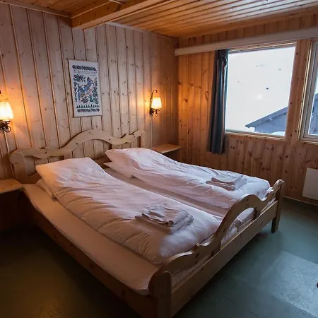 Leirvassbu Fjellstue * Boverdalen
